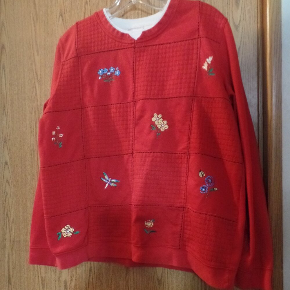 Koret Vintage Red Crew Neck Sweater with Embroidered Detail, Size L